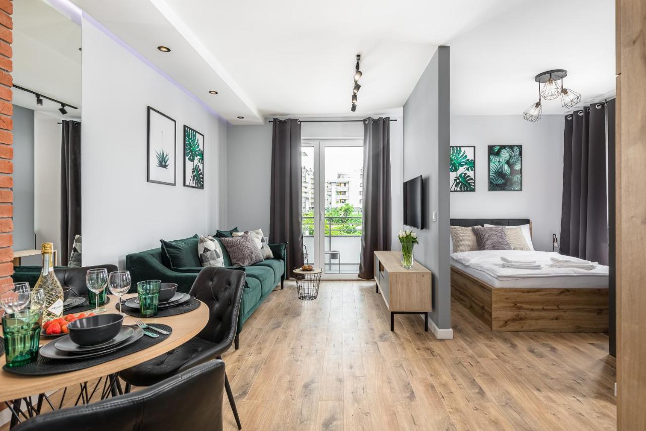 Premium Apartments New Town Private Parking Included ชเตชชิน ภายนอก รูปภาพ